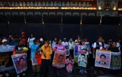 Ayotzinapa | Miles exigen justicia a 11 años de la desaparición de los 43; Abrir folios de la Defensa, clamor de los padres