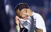 Neymar da explicaciones a radicales de Santos por malos resultados | Video