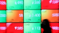 Kasus COVID-19 Melonjak, Pergerakan IHSG Semakin Berat