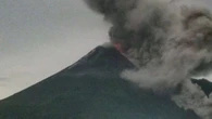 Gunung Merapi Luncurkan Awan Panas Tiga Kali Jumat Pagi Ini