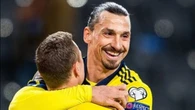 Absen Bela Timnas Swedia, Begini Gaya Santai Zlatan Ibrahimovic