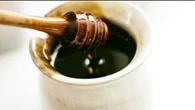 11 Manfaat Madu Hitam bagi Kesehatan, Obati Asam Urat Hingga Diabetes