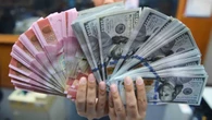 Rupiah Kian Melemah di Akhir Pekan, Ini Penyebabnya