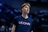 UConn freshman center Rrezon Elezaj enters transfer portal