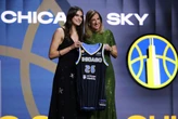 UCLA tiene una noche récord en el draft de la WNBA con 5 selecciones de primera ronda y 6 en total