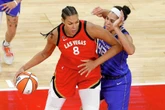 Sun coach, WNBA player appear to reconcile before game