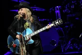 Melissa Etheridge, Indigo Girls to play at Bridgeport Amp this summer