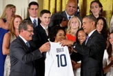 Obama explains his UConn Huskies basketball gaffe to CT audience