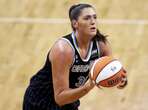 Former UConn star Stefanie Dolson back with Washington Mystics