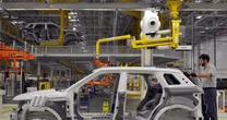 Jaguar Land Rover Production Still Idled as Cyberattacks Spread Across Auto Industry