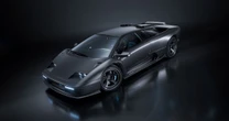 Eccentrica Pacchetto Titano is a track-focused Lamborghini Diablo restomod