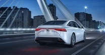 Toyota’s 2025 Mirai Highlights Hydrogen Promise Amid Limited U.S. Infrastructure