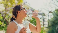 "N'attendez pas la nuit..." : un médecin donne des conseils pour mieux supporter la chaleur pendant la canicule