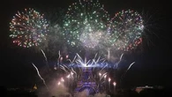 Paris : pourquoi le traditionnel feu d'artifice de la tour Eiffel sera tiré dès le 13 juillet au soir cette année