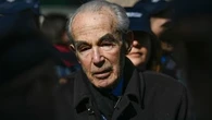 INFO TF1-LCI - Tombe de Robert Badinter profanée : la DGSI étudie l'hypothèse d'une ingérence étrangère