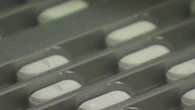 "On est à la traîne sur la médecine d'avenir" : pourquoi la France a décroché dans la production de médicaments