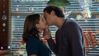 "Off Campus" : la série romantique qui donne chaud aux réseaux sociaux s'impose déjà comme le phénomène de l’été
