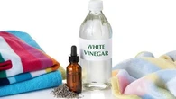 Ménage écolo : peut-on utiliser le vinaigre blanc sur toutes les surfaces ?