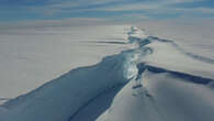 VIDÉO - L'A81, un iceberg grand comme Londres, filmé par des scientifiques britanniques