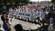 Carcassonne : une marche blanche en hommage à Louis, le jeune homme de 17 ans tué dans un guet-apens