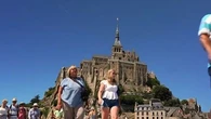 "Les clignotants sont plutôt au vert sur tous les registres" : l'été 2026 s'annonce bon pour le tourisme français