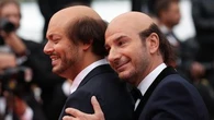 EN IMAGES - Cannes 2025 : l'étrange nouveau look de Michael Youn et Kev Adams, chauves, sur le tapis rouge