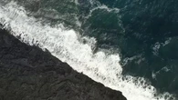 "On a vu la Réunion s'agrandir" : quand l'éruption du Piton de la Fournaise fait naître des plages de lave