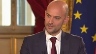 Nucléaire iranien : la France menace d'y avoir recours pour négocier, qu'est-ce que le "snapback" ?