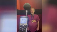 "Il est désormais l'homme le plus bruyant du monde" : cet Australien entre dans le Guinness des records... en criant à plus de 122 décibels
