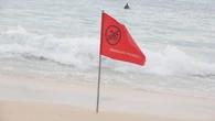 Ne vous faites pas piéger cet été, révisez les drapeaux de baignade