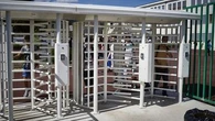Sécurité à l'école : en Auvergne-Rhône-Alpes, quel bilan pour les portiques de sécurité déjà mis en place ?
