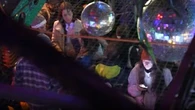 "Pas une nuit complète depuis des années" : ce quartier de Budapest attire des fêtards de toute l'Europe