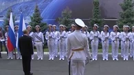 Parade navale XXL annulée en Russie : "Une vraie humiliation pour Poutine"