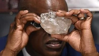Pourquoi l'économie du Botswana, qui repose sur les diamants, est menacée par les pierres de synthèse