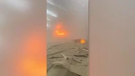 "Ça s'est écrasé juste ici" : une attaque de drones iraniens sur l'aéroport du Koweït fait un mort et de nombreux blessés
