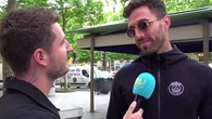 VIDÉO - Maillot du PSG en vente, les supporters déjà dans la file d'attente : "On a envie d'un petit bout de cette histoire avec nous"