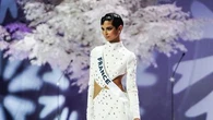 Miss Univers : avant de rencontrer le jury, Ève Gilles se distingue lors d'un défilé en maillot de bain