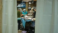 REPORTAGE - Guerre en Ukraine : en immersion dans un hôpital ukrainien, près du front, caché sous terre