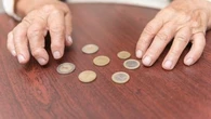 Argent : à partir de quel revenu mensuel est-on considéré comme pauvre en France ?