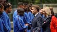 "Je rêve de la troisième étoile" : Emmanuel Macron demande aux Bleus de ramener la Coupe du monde à la maison