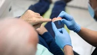 Pouvez-vous demander réparation si la pose de votre prothèse dentaire vous empêche de parler correctement ?