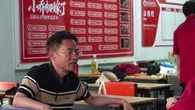 Former 10.000 maîtres du barbecue : en Chine, Jiang Zongfu veut mettre fin au chômage grâce aux grillades