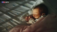 VIDÉO - Bébés sans sommeil : ces parents qui se tournent vers des coachs