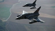 La France pourrait-elle livrer des Mirage 2000 à l'Ukraine ? "Oui, on parle d'avions de chasse", affirme Volodymyr Zelensky auprès de LCI