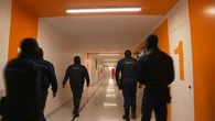 Prison de Condé-sur-Sarthe : les images de l'intérieur du quartier de haute sécurité