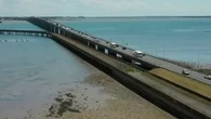 "On risque d'avoir une perte de clientèle" : sur l'île d'Oléron, l'idée du retour d'un péage pour traverser le pont divise