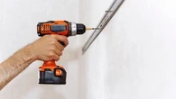 Mon voisin effectue des travaux bruyants à des horaires non autorisés, que faire ? Le 13H à vos côtés