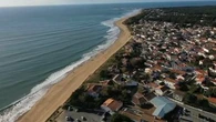 Erosion du littoral : ces cinq départements où les logements sont le plus menacés à l'horizon 2050