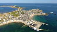 VIDÉO - Sein : cette île où l'on boit l'eau de mer