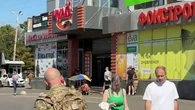 LCI SUR LE TERRAIN - "Nous sommes peut-être russophones, mais nous sommes chez nous" : aux côtés des habitants du Donbass